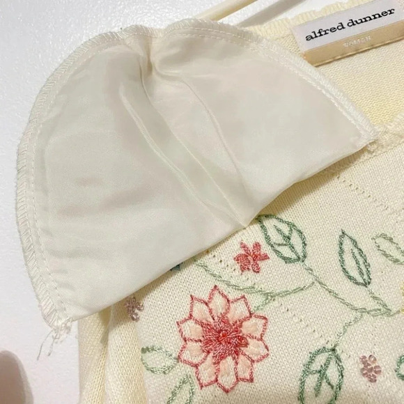 Vintage - Alfred Dunner Embroidered Short Sleeve Sweater - Picture 9 of 9